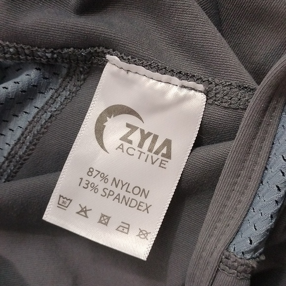 Zyia Gray Racerback Tank - Picture 10 of 10